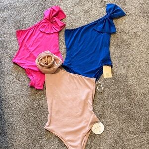 Elegant One-Shoulder Bow Bodysuit - Pink, Blue, and light pink NWT